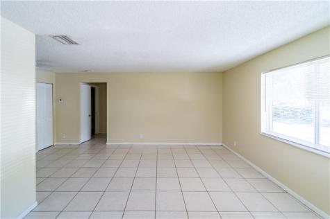4109 Riverside Drive Coral Springs FL 33065