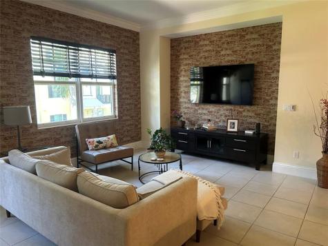 226 N Latitude Circle Delray Beach FL 33483
