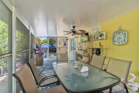 309 E Calzada De Bougainville Marathon FL 33050