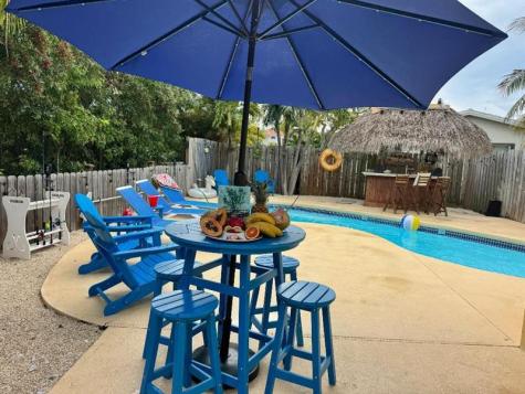 309 E Calzada De Bougainville Marathon FL 33050
