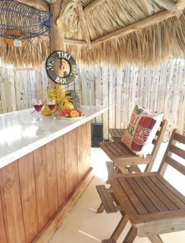 309 E Calzada De Bougainville Marathon FL 33050