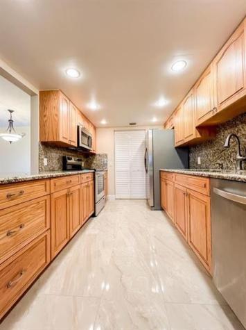 10740 S Golfview Drive Pembroke Pines FL 33026