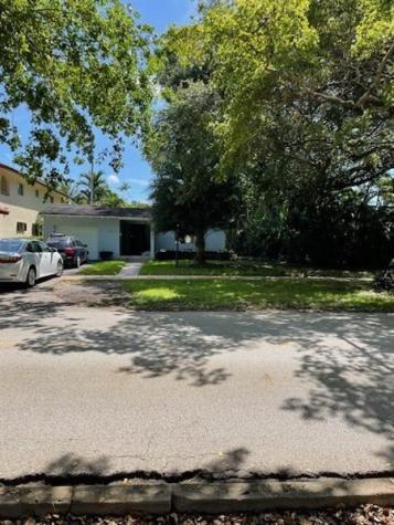 6625 Nervia Street Coral Gables FL 33146