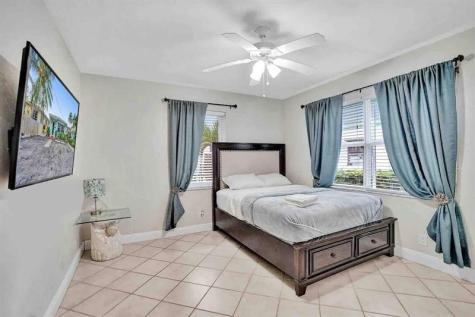 326 Walnut Street Hollywood FL 33019