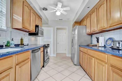 326 Walnut Street Hollywood FL 33019