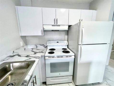 874 SW 10th Drive Pompano Beach FL 33060