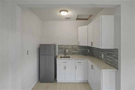 1219 NW 33rd Street Miami FL 33142