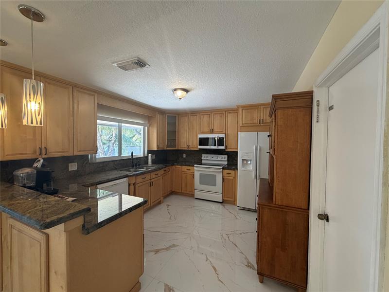 6791 NW 32nd Avenue Fort Lauderdale FL 33309