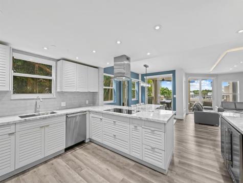 1050 Seminole Drive Fort Lauderdale FL 33304