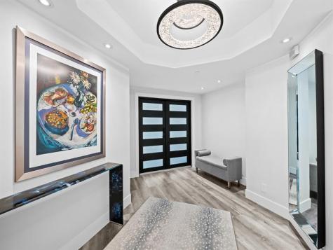 1050 Seminole Drive Fort Lauderdale FL 33304