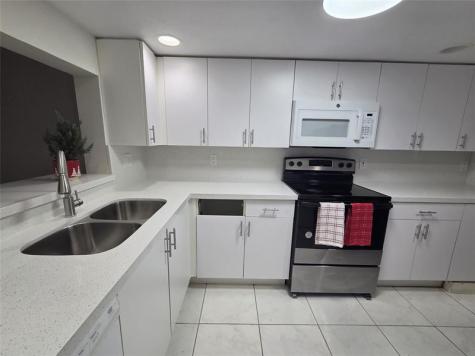 7901 S Colony Circle Tamarac FL 33321