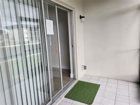 7901 S Colony Circle Tamarac FL 33321