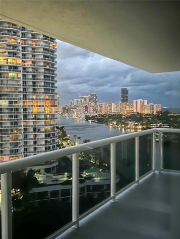 20515 E Country Club Drive Aventura FL 33180