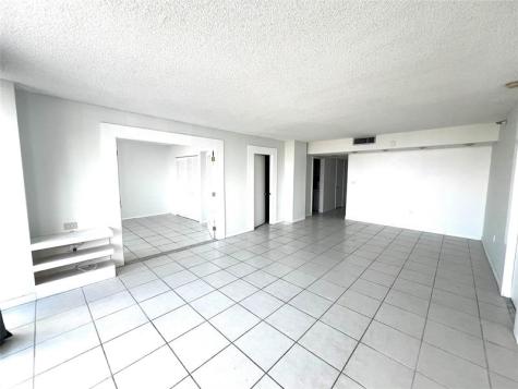 20515 E Country Club Drive Aventura FL 33180