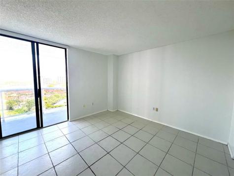 20515 E Country Club Drive Aventura FL 33180