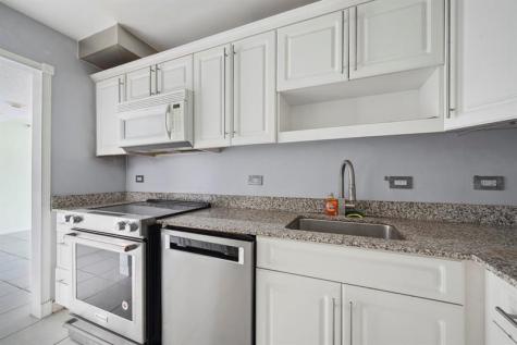20515 E Country Club Drive Aventura FL 33180