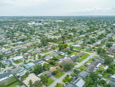 7700 NW 15th Street Pembroke Pines FL 33024