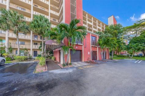 2202 S Cypress Bend Drive Pompano Beach FL 33069