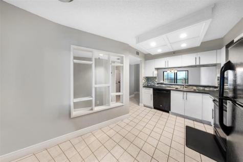 2202 S Cypress Bend Drive Pompano Beach FL 33069