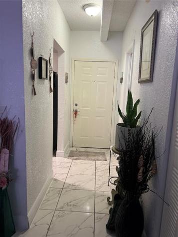 2910 NW 56 Lauderhill FL 33313