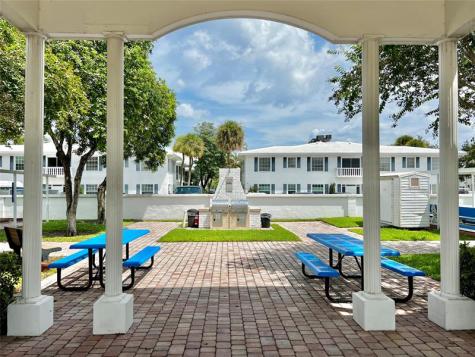 2271 NE 68th Street Fort Lauderdale FL 33308