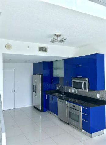 60 SW 13th Street Miami FL 33130