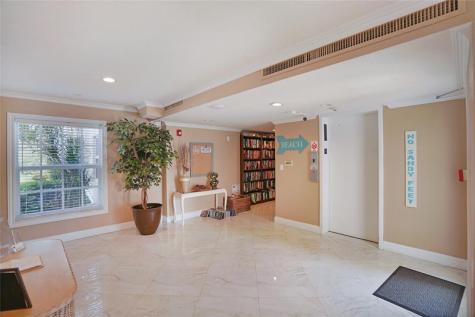 1461 S Ocean Boulevard Lauderdale By The Sea FL 33062