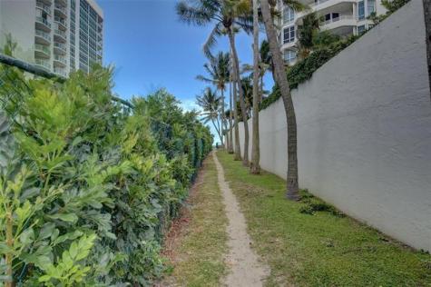 1461 S Ocean Boulevard Lauderdale By The Sea FL 33062