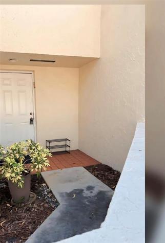 8014 NW 15th Manor Plantation FL 33322
