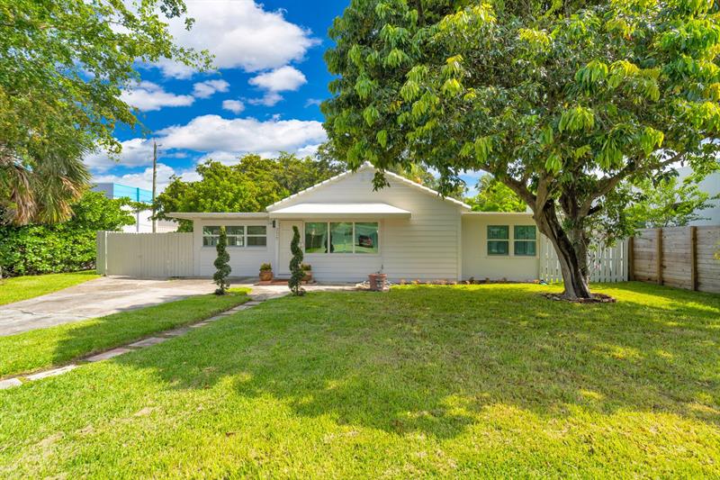 375 Orange Way West Palm Beach FL 33405