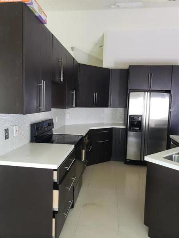 10084 NW 2nd Street Plantation FL 33324