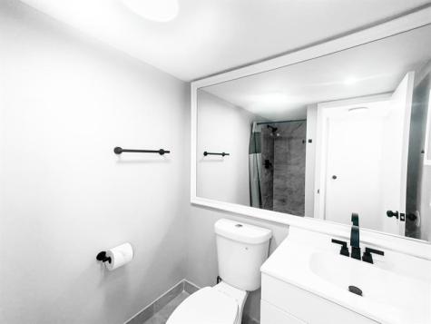 268 Saxony F Delray Beach FL 33446