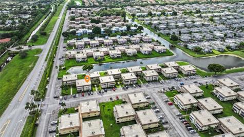 268 Saxony F Delray Beach FL 33446