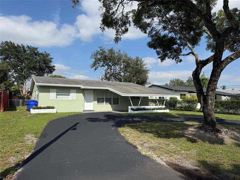 6721 Mcclellan Street Hollywood FL 33024