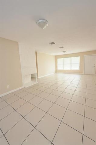 6721 Mcclellan Street Hollywood FL 33024