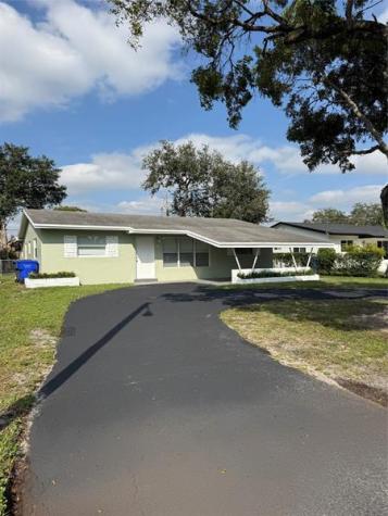 6721 Mcclellan Street Hollywood FL 33024