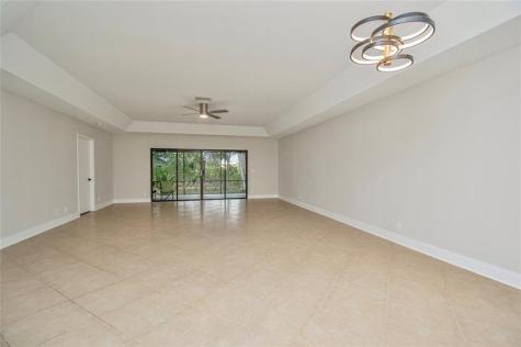 9107 Chatsworth Cascades Circle Boca Raton FL 33434