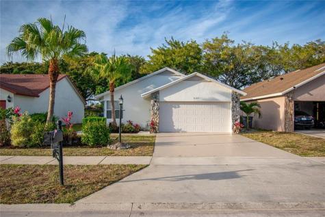 9107 Chatsworth Cascades Circle Boca Raton FL 33434