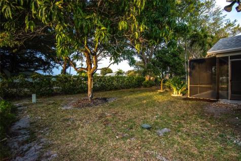 9107 Chatsworth Cascades Circle Boca Raton FL 33434