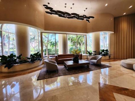 19355 Turnberry Way Miami FL 33180