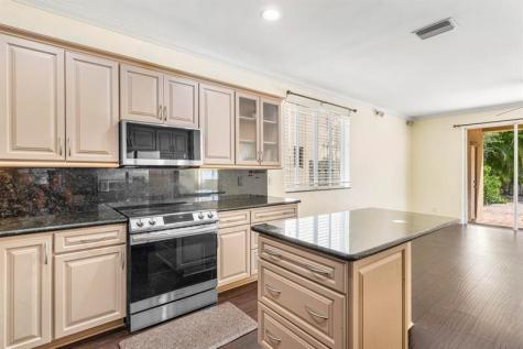 1325 Camellia Circle Weston FL 33326