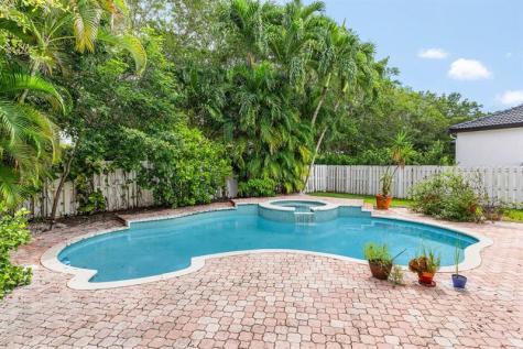 1325 Camellia Circle Weston FL 33326