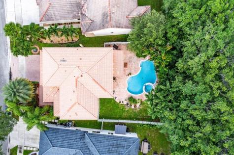1325 Camellia Circle Weston FL 33326