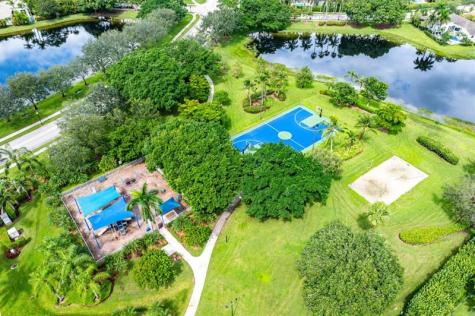 1325 Camellia Circle Weston FL 33326