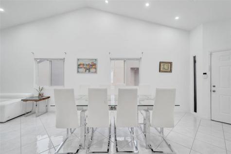 5514 SW 28th Terrace Dania Beach FL 33312