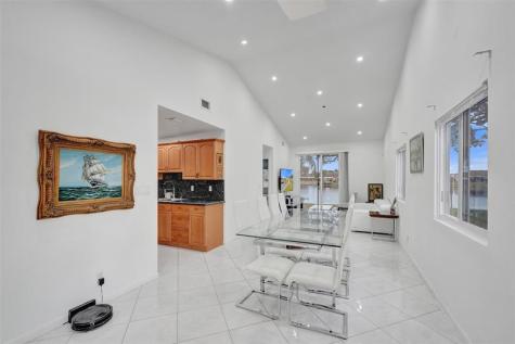 5514 SW 28th Terrace Dania Beach FL 33312