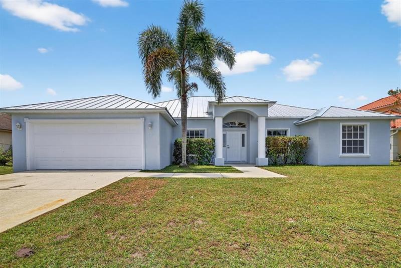 538 SW Nadell Avenue Port St Lucie FL 34953