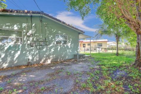 268 NE 41st Street Oakland Park FL 33334