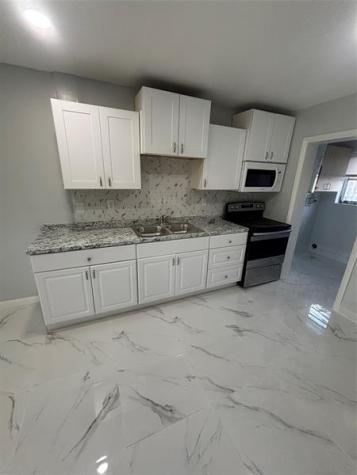268 NE 41st Street Oakland Park FL 33334