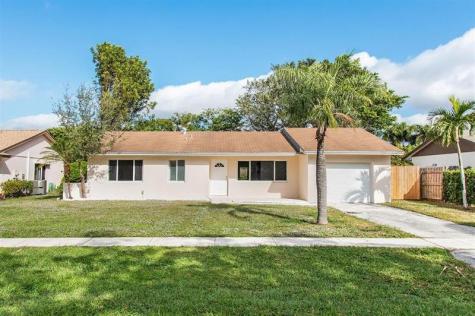 9611 Saddlebrook Drive Boca Raton FL 33496